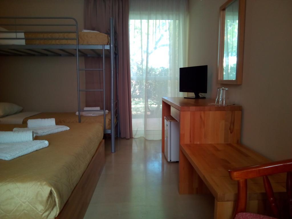 Hotel Marzi Beach&Bungalows Kokkónion Pokój zdjęcie